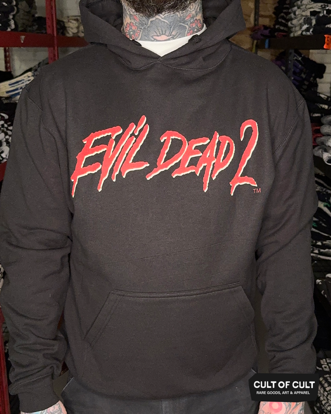 George Jones saca el diablo de mí sudadera con capucha