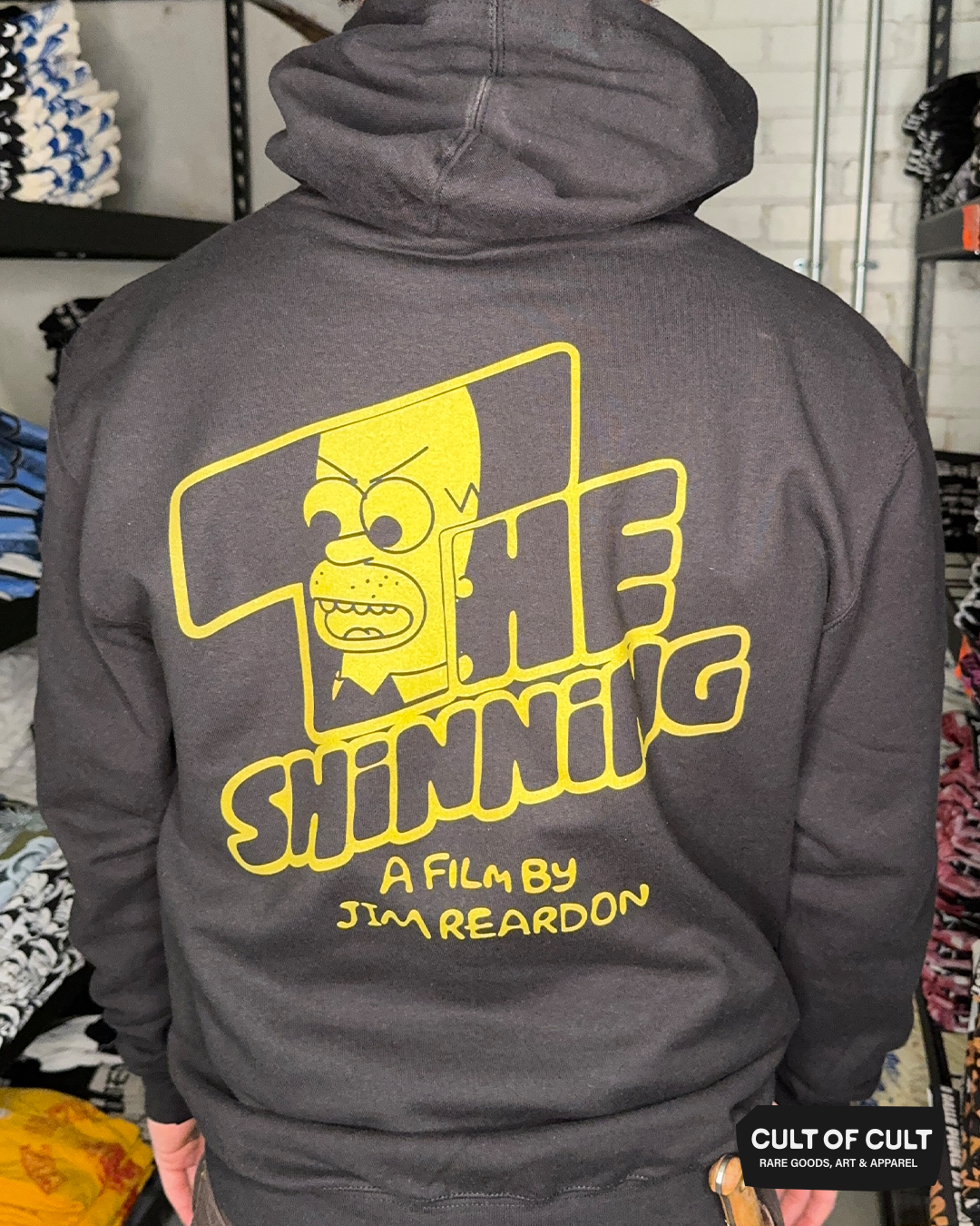 George Jones saca el diablo de mí sudadera con capucha
