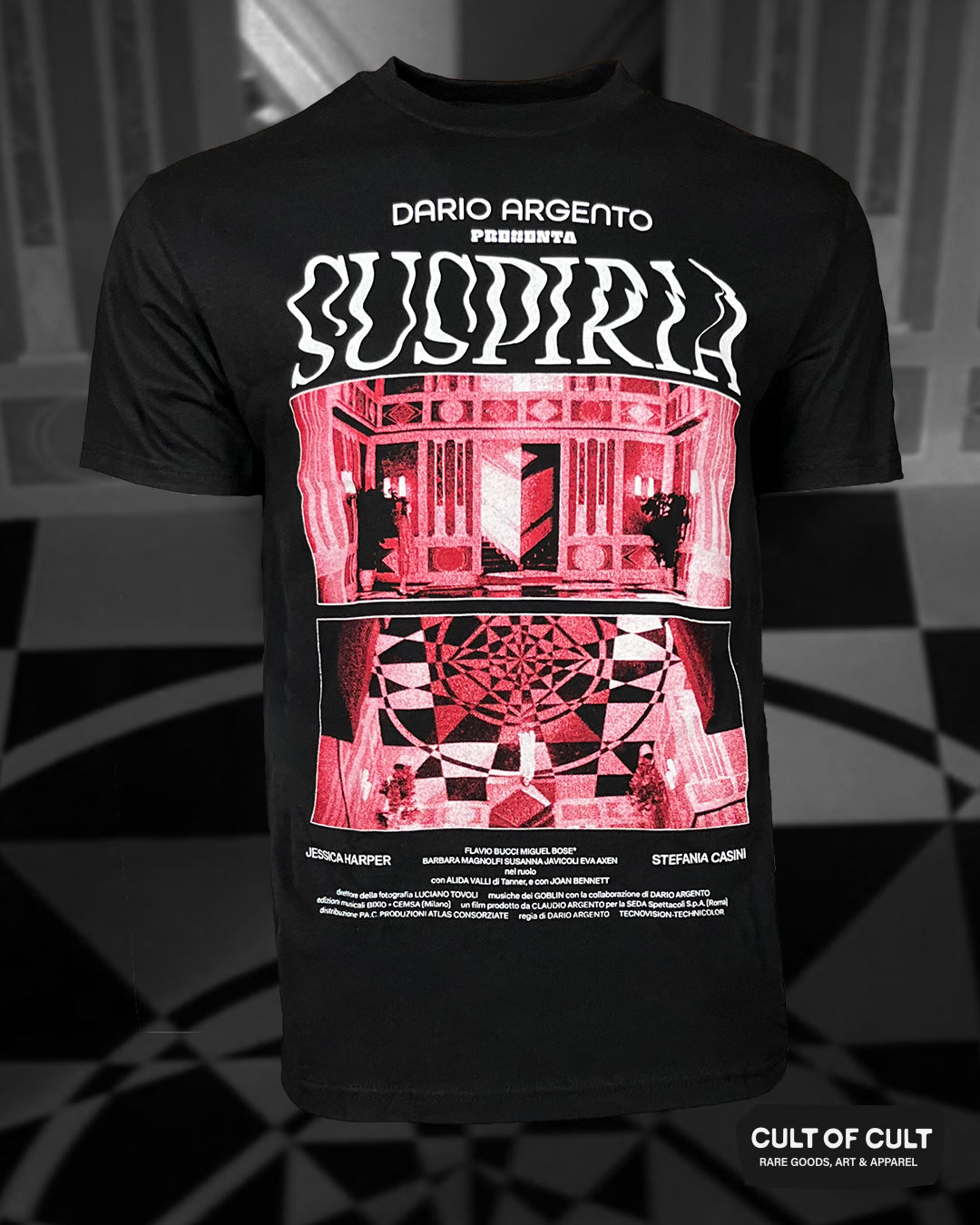 Suspiria Lobby Room Short Sleeve Front 