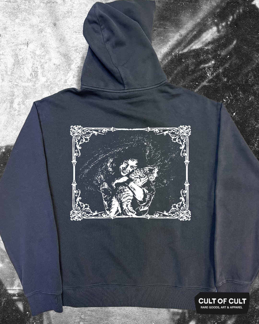 *SECRET DROP* Alien 1979 Mama Ripley Hoodie