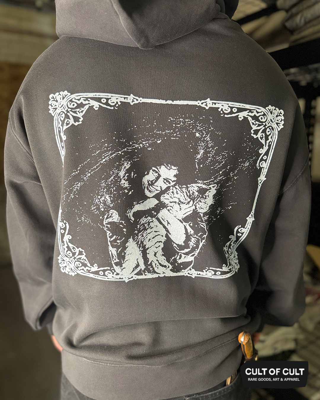 *SECRET DROP* Alien 1979 Mama Ripley Hoodie