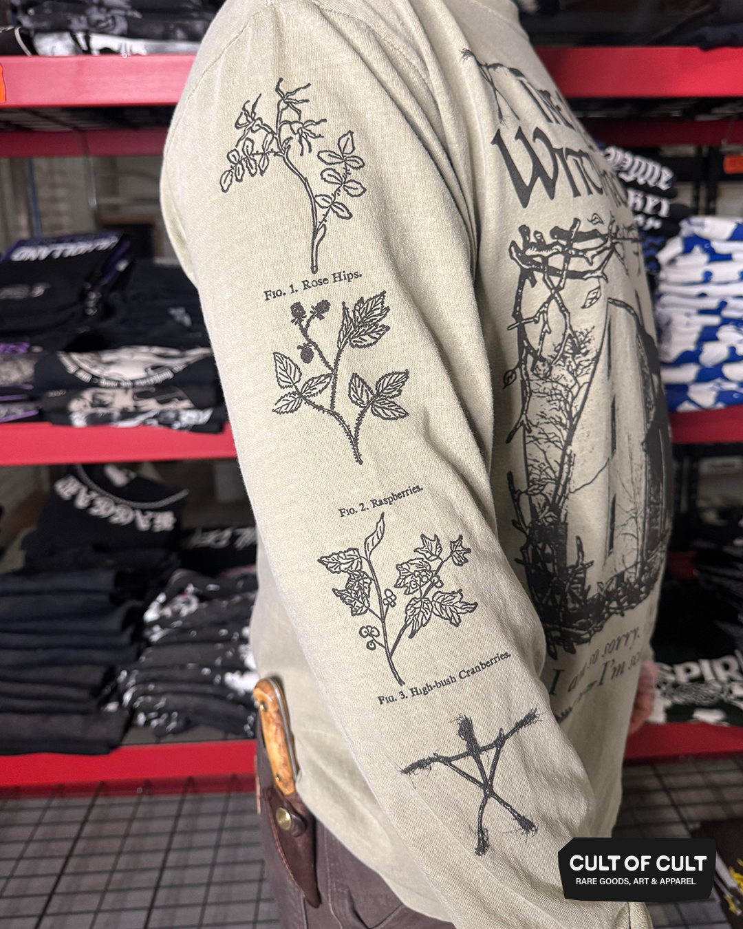 *SUMMER GARAGE SALE* The Blair Witch Project Hunted Long Sleeve
