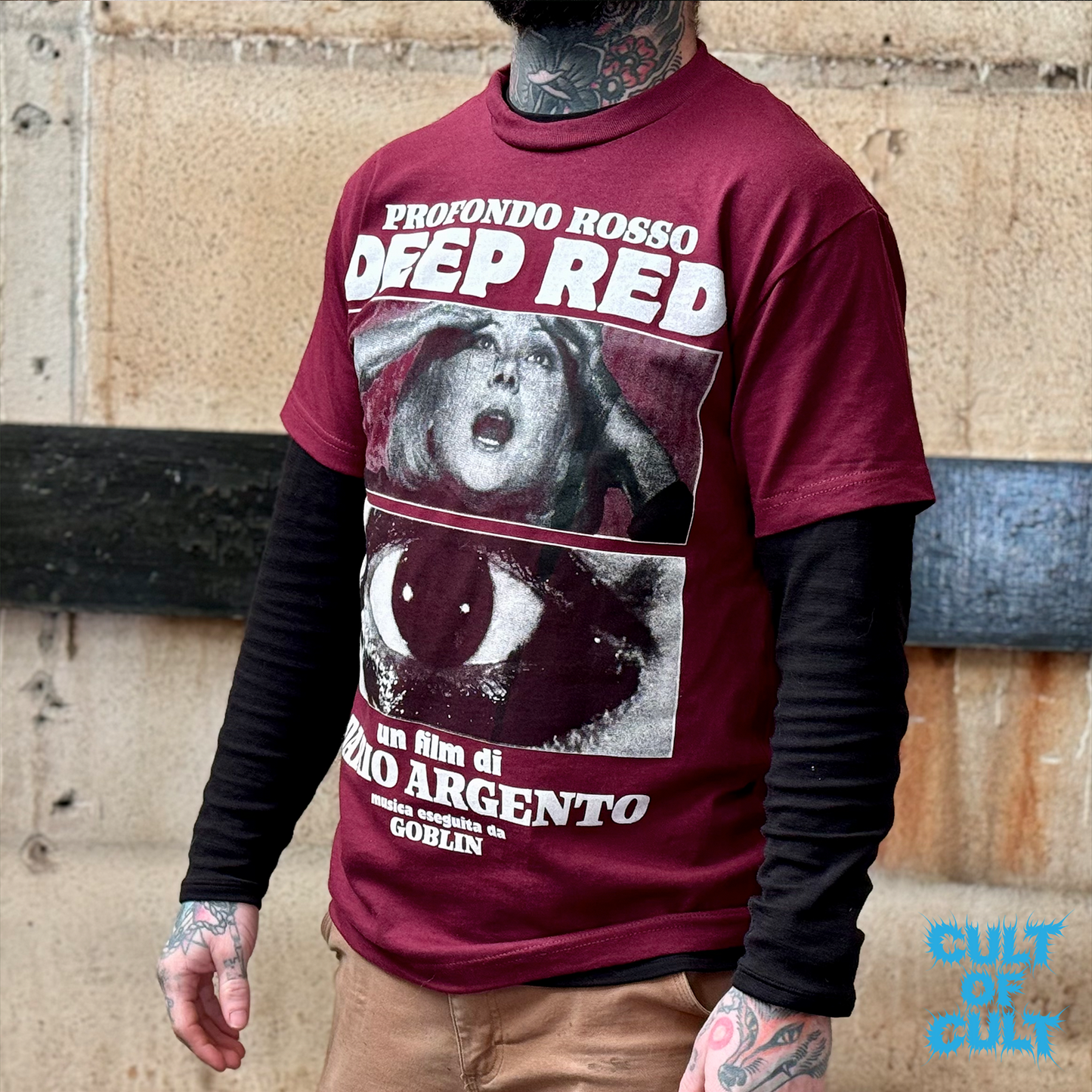 A model wearing the Deep Red Profondo Rosso 1975 shirt, pictured from the front.