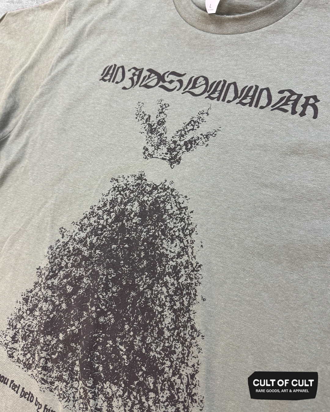 *SUMMER GARAGE SALE* Midsommar Held T-Shirt