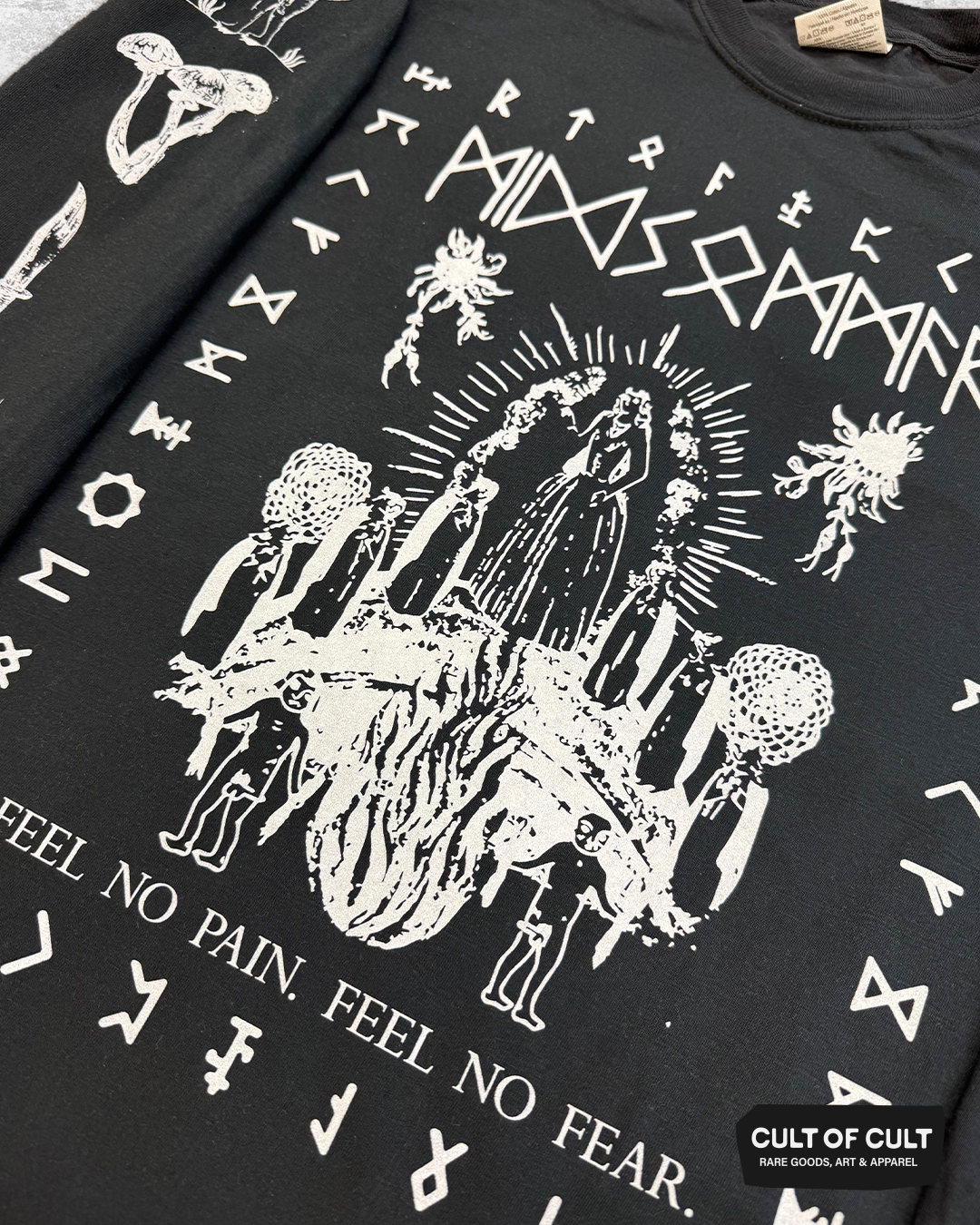 *SUMMER GARAGE SALE* Midsommar Pain & Fear Long Sleeve