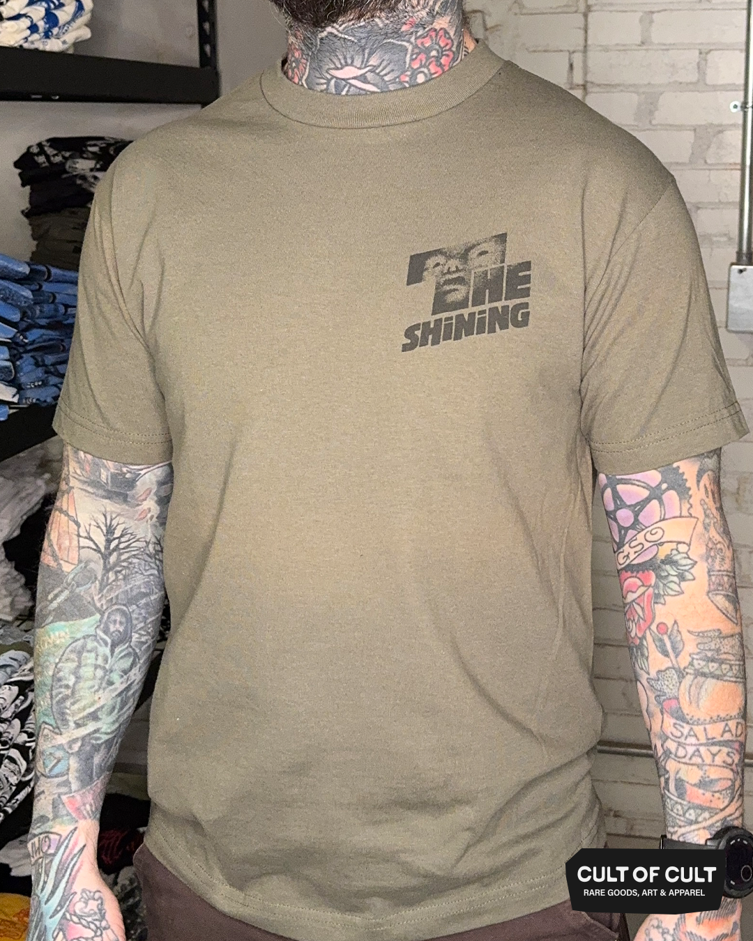 *72 HOUR SECRET DROP* The Shining 1980 Title T-Shirt