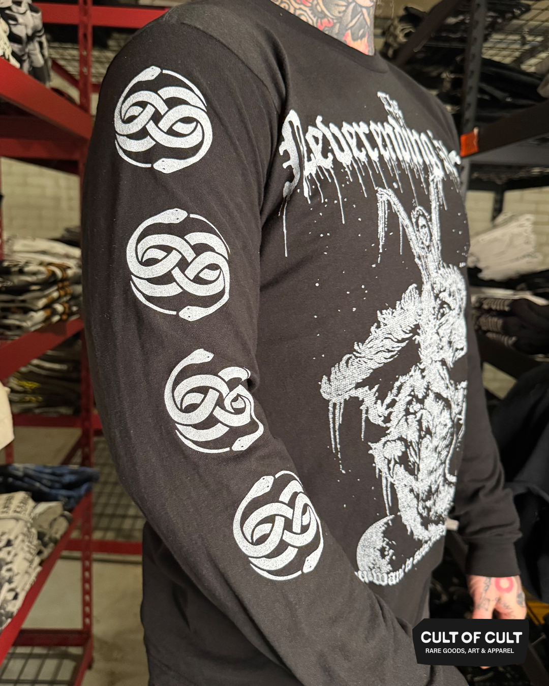 *SECRET DROP* The NeverEnding Story 1984 Dog Long Sleeve