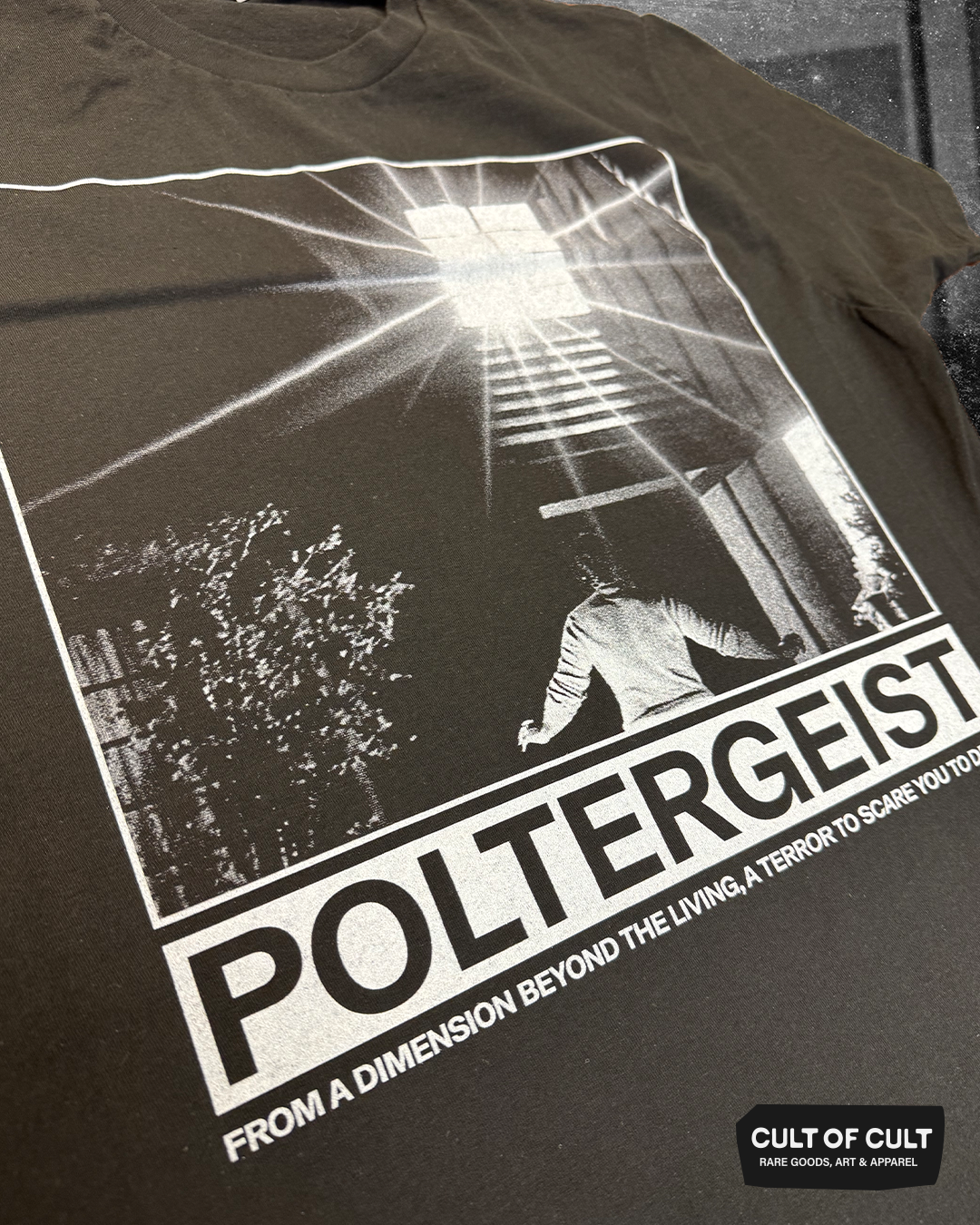 *SUMMER GARAGE SALE* Poltergeist 1982 Dimension T-Shirt
