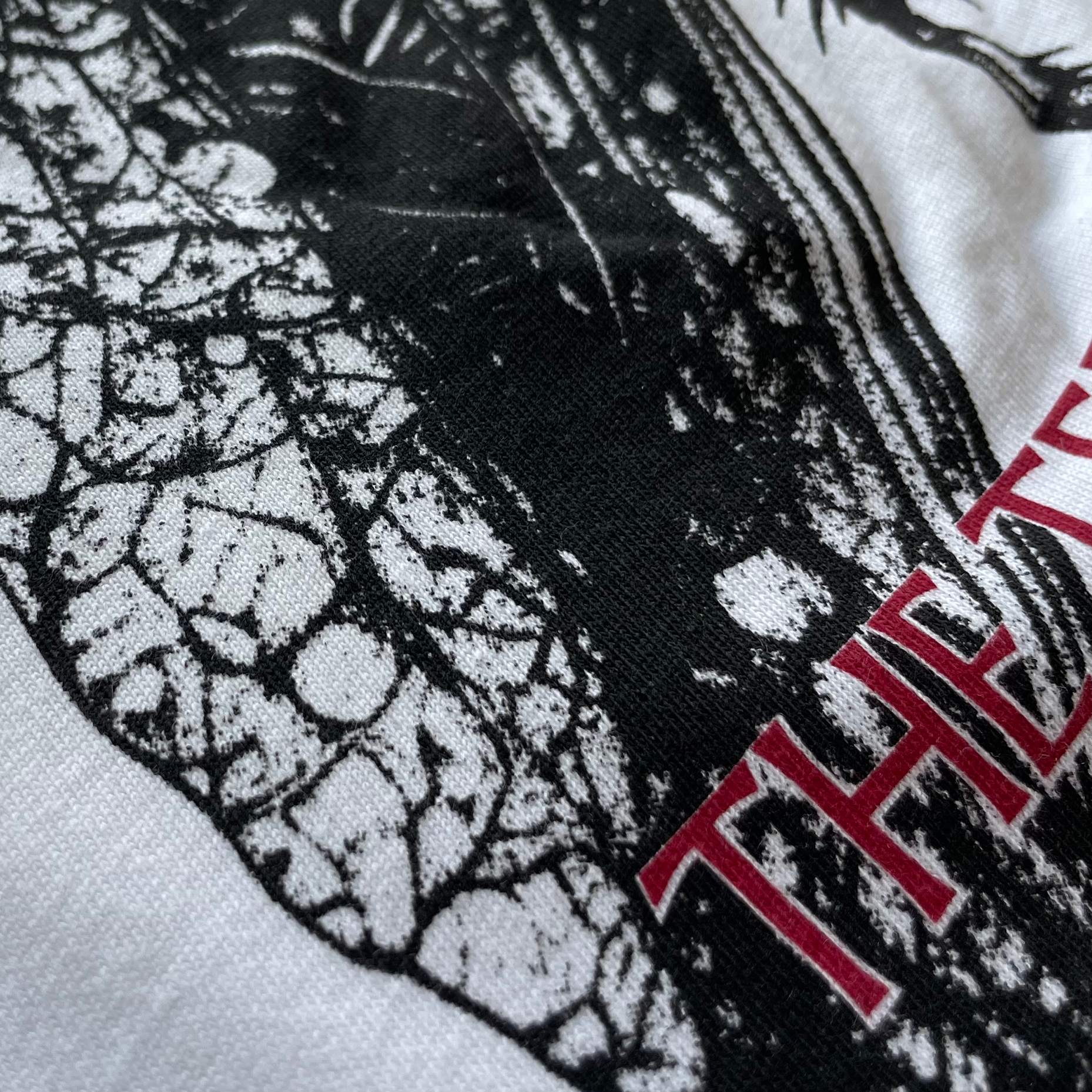 Exorcist 2 The Heretic Short Sleeve Print Detail Close Up